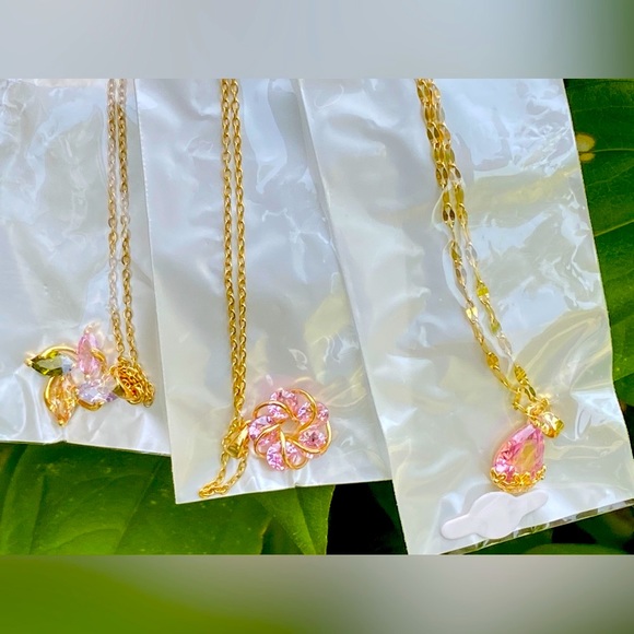 NWT-3 Styles🌸💧🍀Pretty🪞Sparkly Faux Swarovski Like Faceted Lab Created Stones - Picture 4 of 16